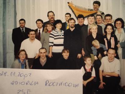 POMCZARy_zbiórka_grupowe_2002.jpg